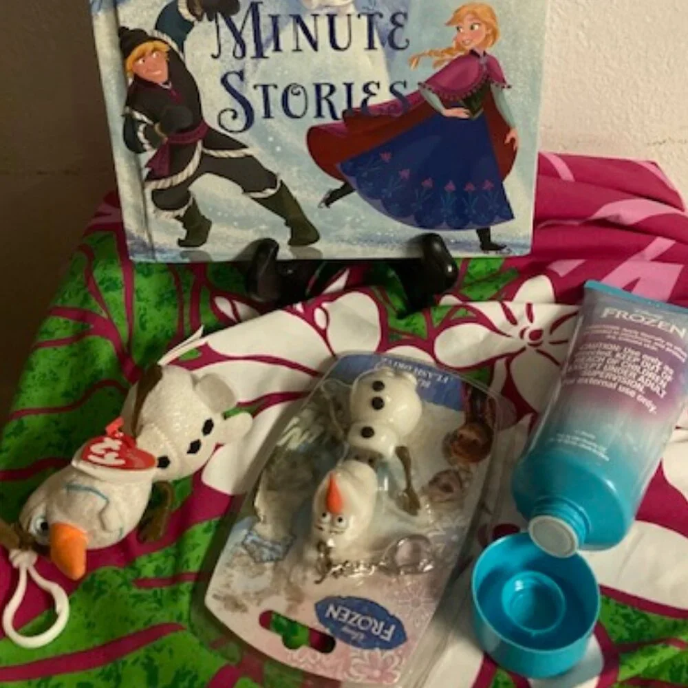 FROZEN LOT DISNEY 5 MINUTE FROZEN STORIES ANNA ELSA OLAF FLASH LOTION KEY NEWTAG